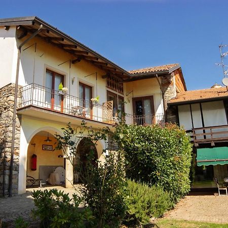 Casa Patrone Ξενοδοχείο Nebbiuno Εξωτερικό φωτογραφία
